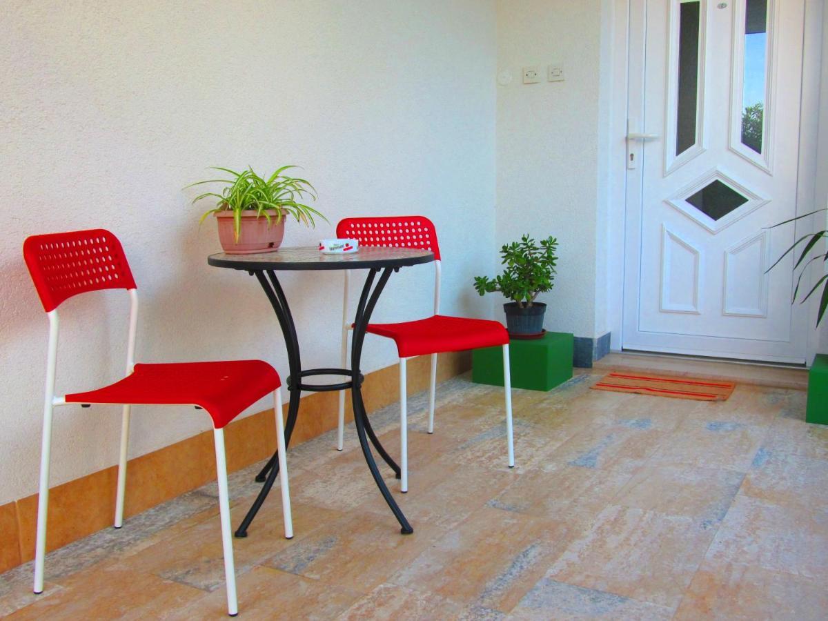 Apartments Natasa Krk Town Exterior photo