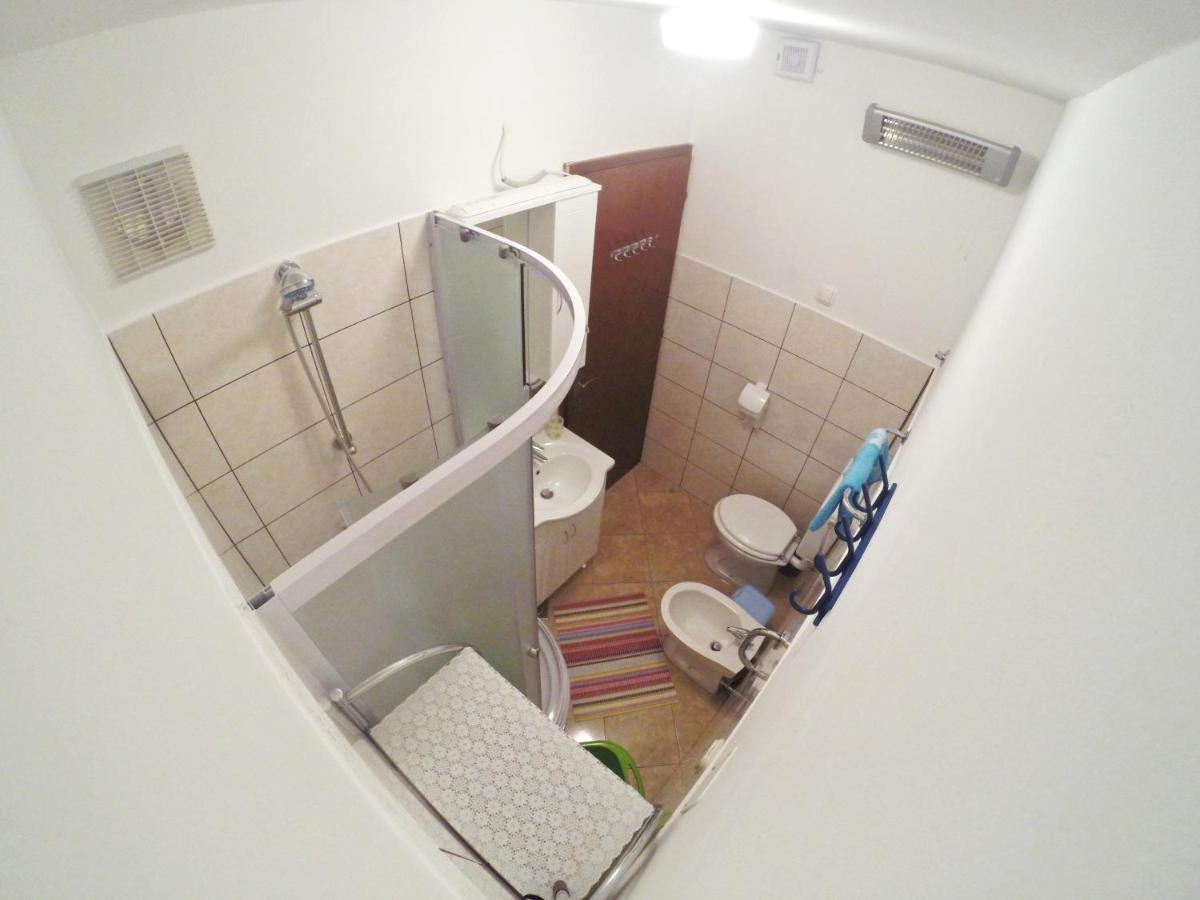 Apartments Natasa Krk Town Exterior photo